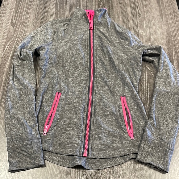 lululemon athletica Jackets & Blazers - Lululemon define jacket super soft 6